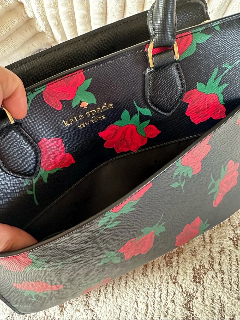 Kate Spade New York satchel stunning black leather bold red rose print EUC